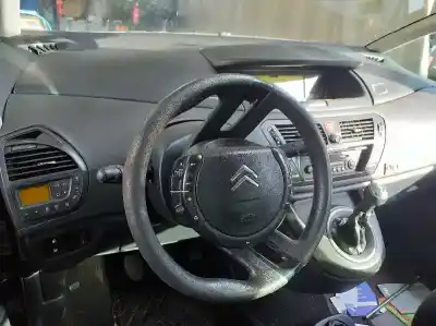 Vehicul casat citroen c4 grand picasso sx al anului 2007 alimentat 9hz