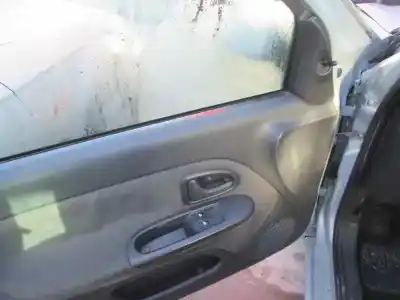 Здавання транспортного засобу renault clio ii fase ii (b/cb0) authentique 58 cv / 43 kw року 2004 потужний g-d7f g7
