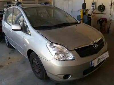 Veicolo di demolizione toyota corolla (e12) 1.6 16v dell'anno 2002 alimentato 3zzfe