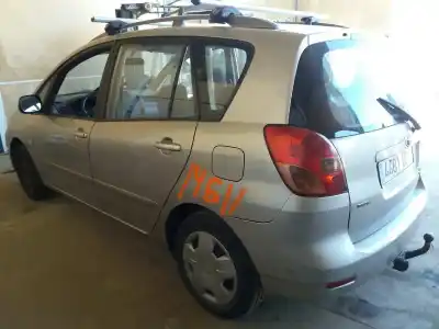 Veículo de Sucata TOYOTA COROLLA (E12) 1.6 16V do ano 2002 alimentado 3ZZFE