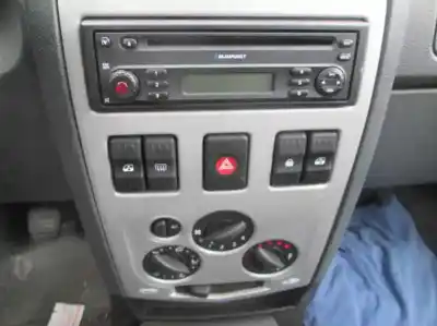 Veículo de Sucata dacia logan ambiance do ano 2007 alimentado k7j710