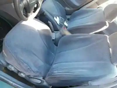 Veículo de Sucata hyundai lantra berlina (rd) 1.6 16v cat do ano 1999 alimentado g-4gr