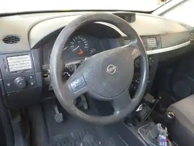 Veicolo di demolizione opel meriva cosmo dell'anno 2001 alimentato y17dt