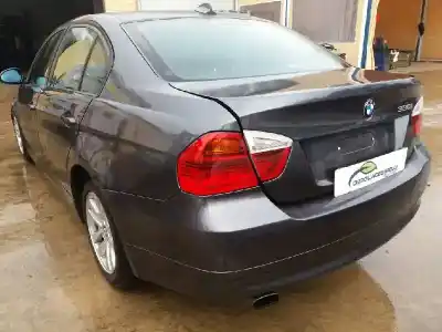 Veicolo di demolizione bmw serie 3 berlina (e90) 320i dell'anno 2001 alimentato n43b20a