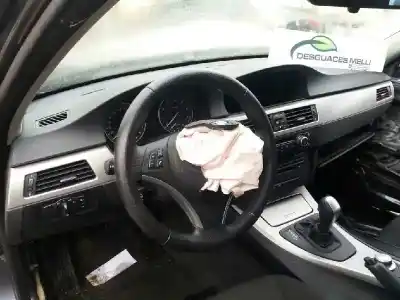 Veicolo di demolizione bmw serie 3 berlina (e90) 320i dell'anno 2001 alimentato n43b20a