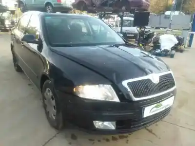 Veículo de Sucata skoda octavia berlina (1z3) trend do ano 2006 alimentado bxe