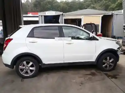 Здавання транспортного засобу ssangyong                                          korando                                                                                                                                                                                                                                                    crystal 4x2 року 2011 потужний d20dtf