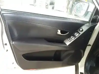 Здавання транспортного засобу ssangyong                                          korando                                                                                                                                                                                                                                                    crystal 4x2 року 2011 потужний d20dtf