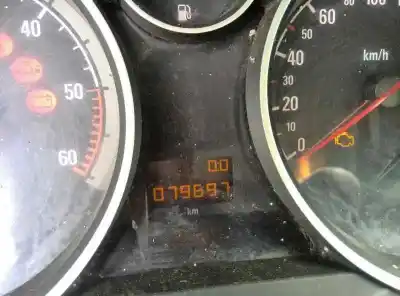 Veículo de Sucata OPEL ZAFIRA B Cosmo do ano 2006 alimentado 