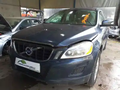 Veículo de Sucata volvo xc60 kinetic drive do ano 2010 alimentado d5204t2