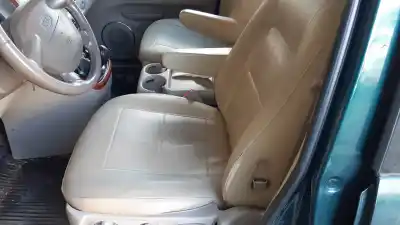 Veículo de Sucata kia carnival ii (gq) 2.5 v6 do ano 2004 alimentado k5