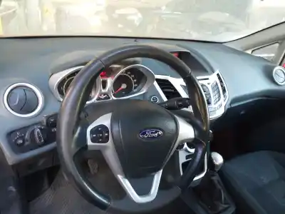 Здавання транспортного засобу ford fiesta (cb1) titanium року 2010 потужний tzja