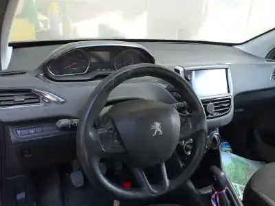 Scrapping Vehicle peugeot 208 i (ca_, cc_) 1.4 hdi of the year 2012 powered 8hr