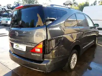 Здавання транспортного засобу ssangyong rodius xdi року 2009 потужний d27dt