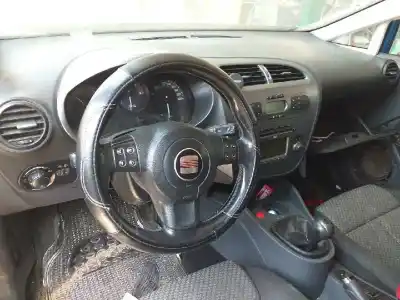 Veículo de Sucata seat leon (1p1) reference do ano 2008 alimentado bls