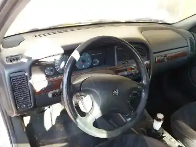 Veicolo di demolizione CITROEN XANTIA BERLINA 2.0 HDI 109 dell'anno 2000 alimentato RHZ