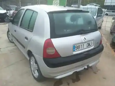 Здавання транспортного засобу renault clio ii fase ii (b/cb0) confort dynamique 98 cv / 72 kw року 2005 потужний k4j712