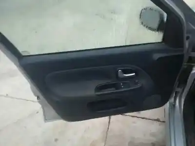 Здавання транспортного засобу renault clio ii fase ii (b/cb0) confort dynamique 98 cv / 72 kw року 2005 потужний k4j712