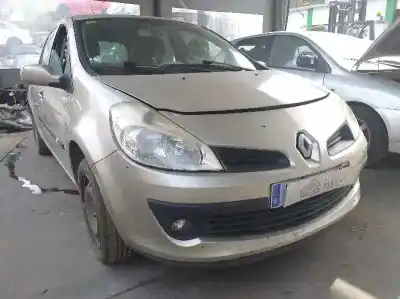 Veículo de Sucata renault clio iii confort dynamique do ano 2007 alimentado k9k766