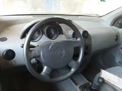 Veículo de Sucata DAEWOO KALOS SEDÁN (KLAS) 1.4 do ano 2001 alimentado F14S3