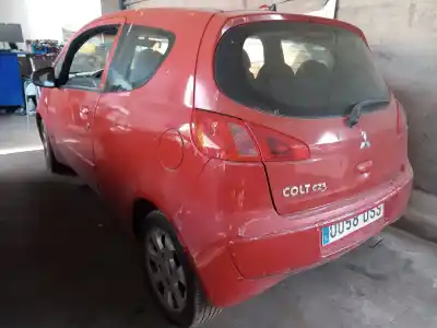 Véhicule à la ferraille mitsubishi colt berlina 3 (cz) 1.3 insport 95 cv / 70 kw de l'année 2005 alimenté 4a90