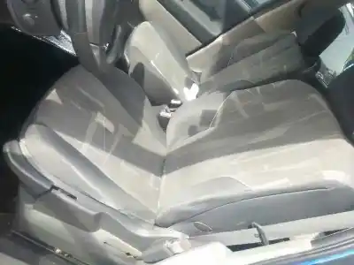 Veículo de Sucata renault scenic ii confort expression do ano 2005 alimentado k9k732