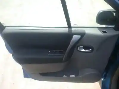 Veículo de Sucata renault scenic ii confort expression do ano 2005 alimentado k9k732