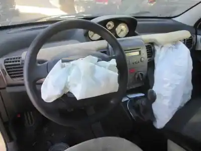 Здавання транспортного засобу lancia ypsilon (101) 1.2 16v cat 80 cv / 59 kw року 2005 потужний 188a5000