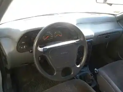 Verschrottungsfahrzeug DAEWOO ARANOS CDX des Jahres 1996 angetrieben C18LE
