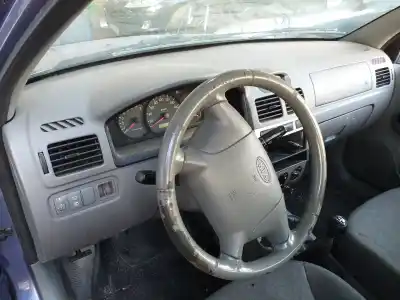 Veículo de Sucata kia rio (bc) 1.5 ls berlina do ano 2004 alimentado a5d