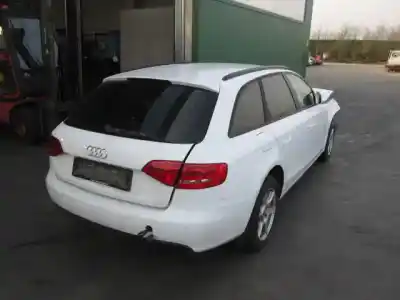Здавання транспортного засобу audi a4 avant (8k5) (2008) básico quattro року 2001 потужний caha