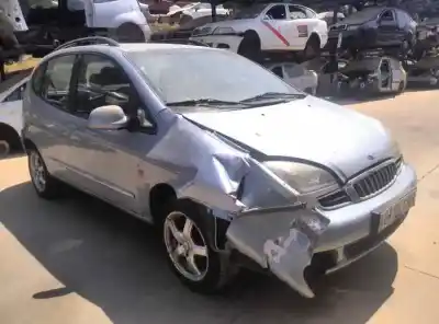 Véhicule à la ferraille DAEWOO TACUMA SX de l'année 2003 alimenté A16DMS