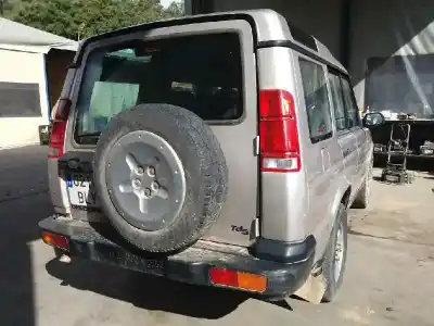 Veículo de Sucata land rover discovery (lt) td5 do ano 2001 alimentado 10p