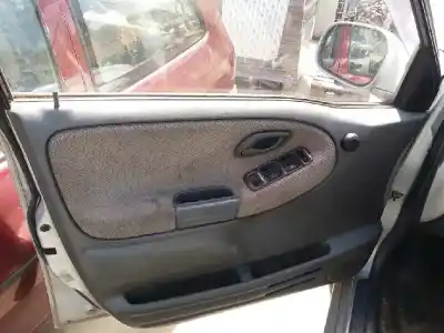 Veículo de Sucata suzuki grand vitara 5 puertas sq (ft) 2.0 td intercooler do ano 1999 alimentado rf