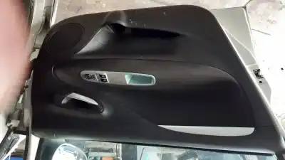 Veículo de Sucata fiat punto (199) easy do ano 2001 alimentado 199a9000