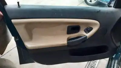 Veículo de Sucata bmw 3 touring (e36) 325 tds do ano 2001 alimentado 256t1