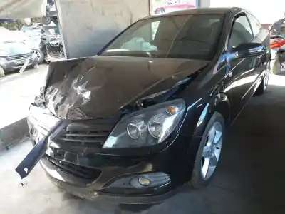 Veículo de Sucata opel astra gtc sport do ano 2005 alimentado z19dth
