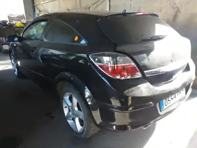 Veículo de Sucata opel astra gtc sport do ano 2005 alimentado z19dth