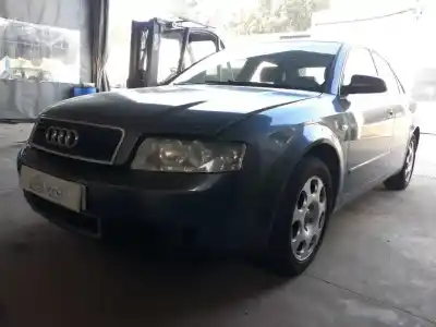 Veículo de Sucata AUDI A4 BERLINA (8E) 2.5 TDI (120kW) do ano 2002 alimentado BFC