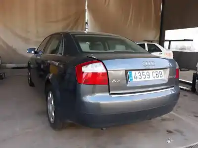 Veículo de Sucata audi a4 berlina (8e) 2.5 tdi (120kw) do ano 2002 alimentado bfc