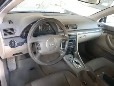 Veículo de Sucata audi a4 berlina (8e) 2.5 tdi (120kw) do ano 2002 alimentado bfc