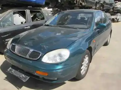 Sloopvoertuig daewoo leganza 2.0 exclusive van het jaar 2001 aangedreven 