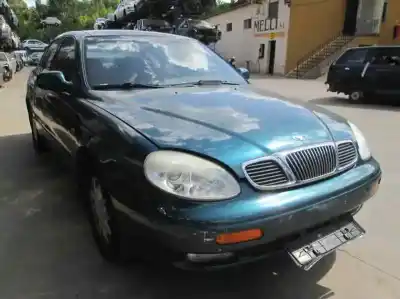 Sloopvoertuig daewoo leganza 2.0 exclusive van het jaar 2001 aangedreven 