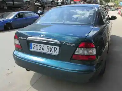 Sloopvoertuig daewoo leganza 2.0 exclusive van het jaar 2001 aangedreven 