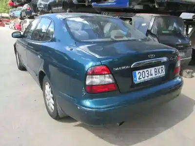 Sloopvoertuig daewoo leganza 2.0 exclusive van het jaar 2001 aangedreven 