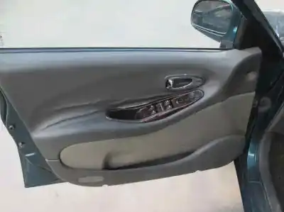 Sloopvoertuig daewoo leganza 2.0 exclusive van het jaar 2001 aangedreven 