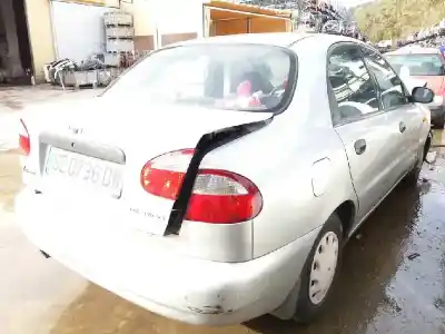 Veículo de Sucata daewoo lanos cool do ano 2000 alimentado a15sms