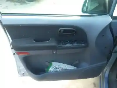 Veículo de Sucata hyundai trajet (fo) 2.0 crdi gls do ano 2003 alimentado d4ea