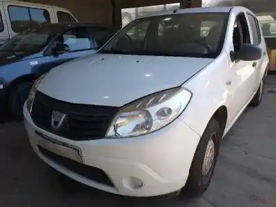 Здавання транспортного засобу dacia sandero básico року 2010 потужний d4f732