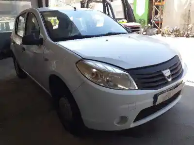 Здавання транспортного засобу dacia sandero básico року 2010 потужний d4f732